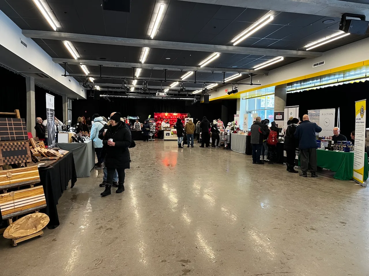 Section - Student café - exhibition area