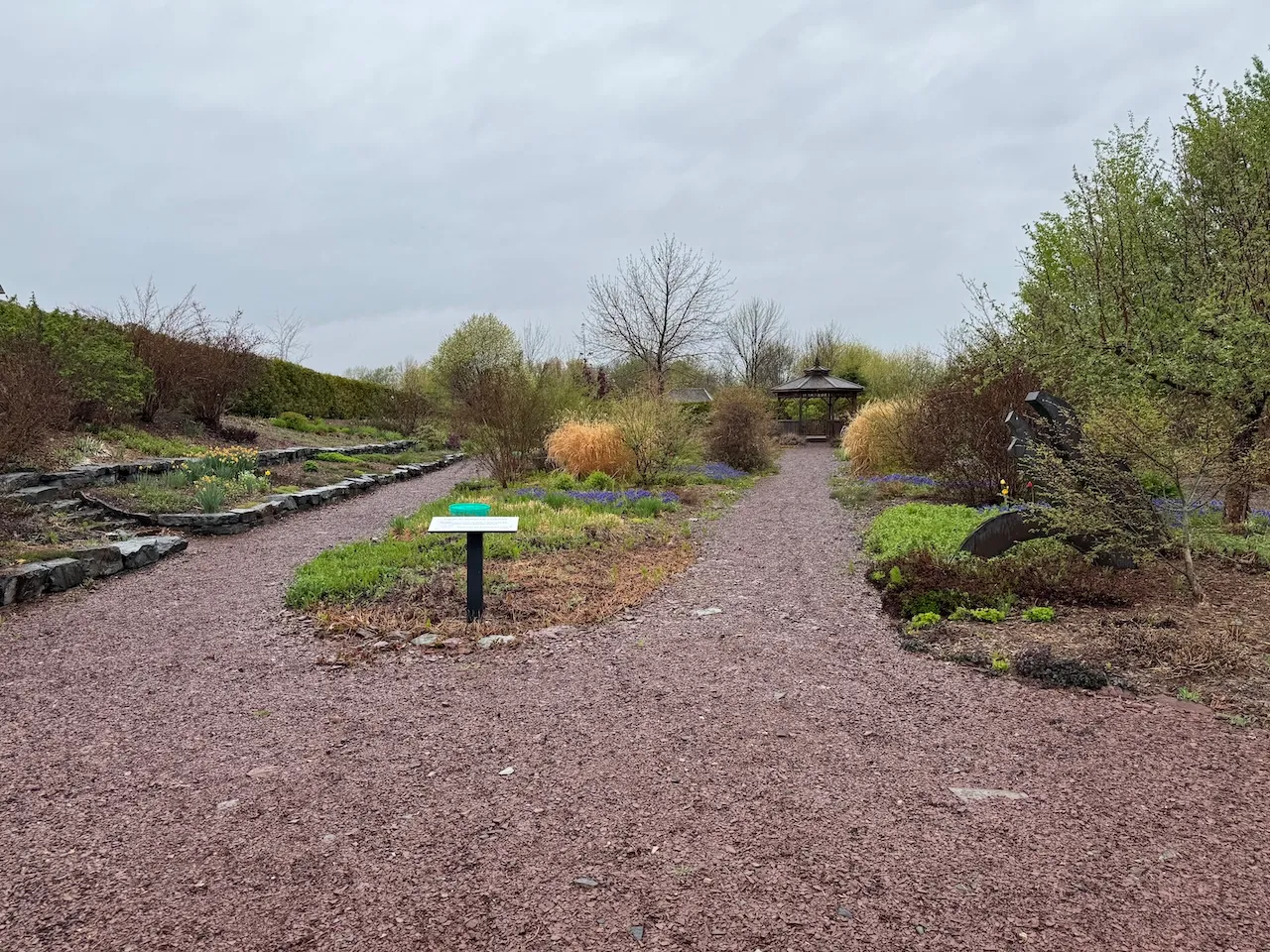 Garden - Outdoors