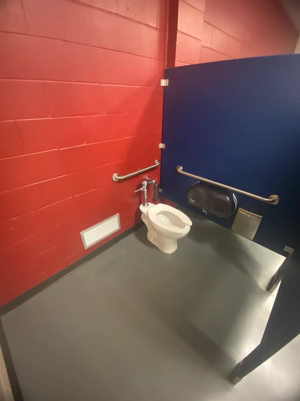 Cabinet de toilette - salle de toilettes des femmes