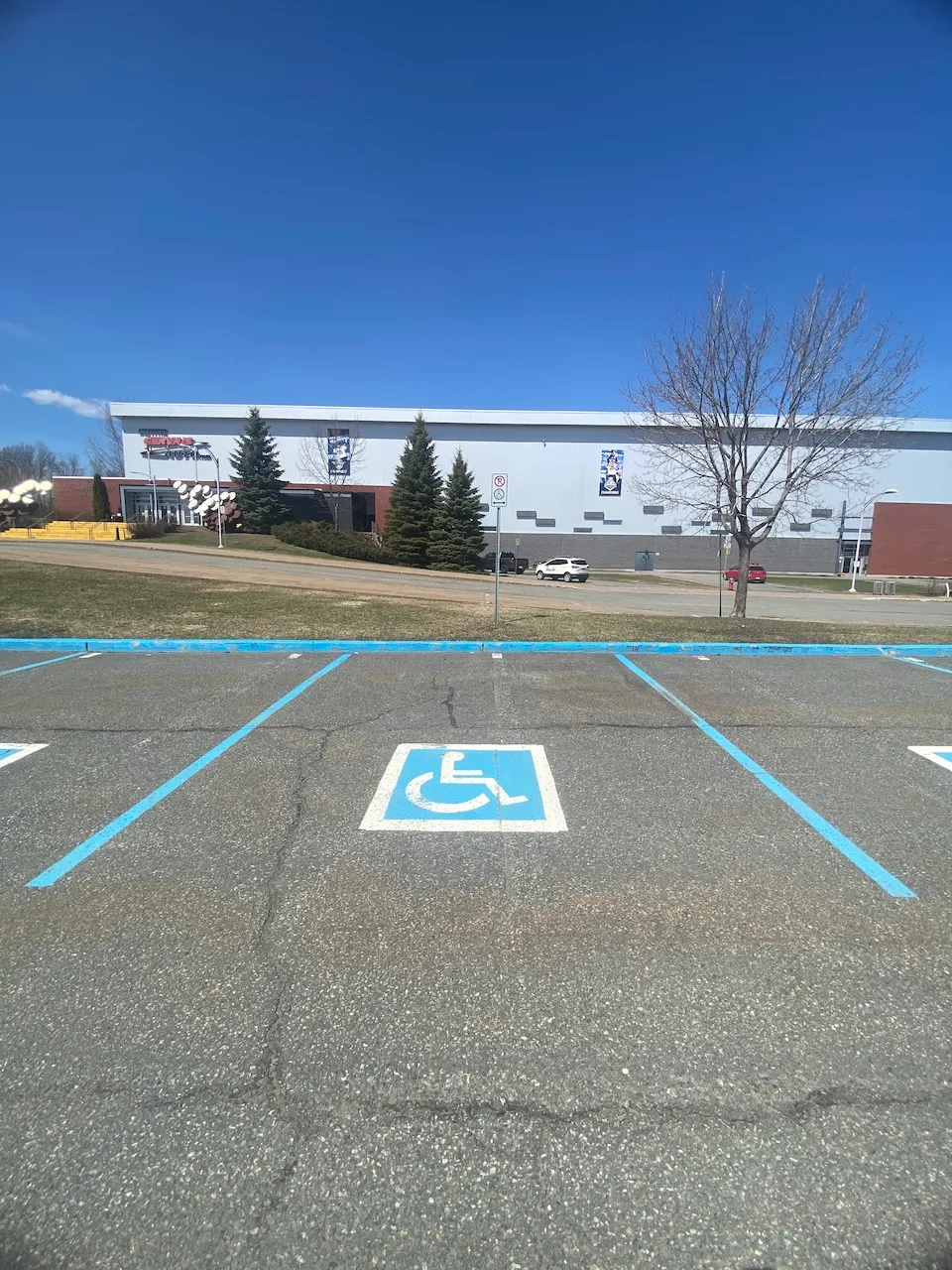 Espace de stationnement réservé