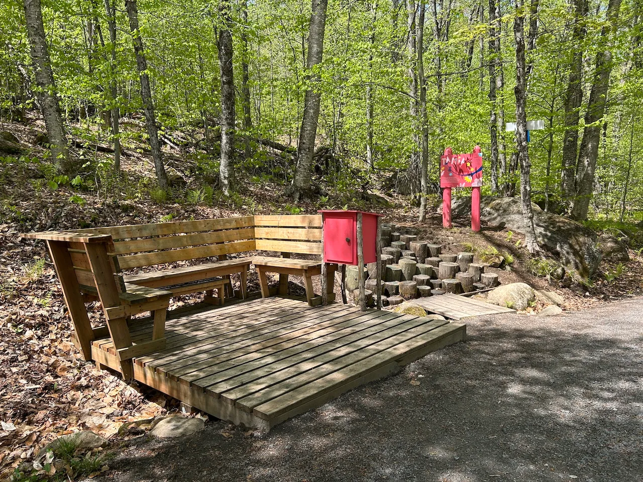 Family Trail - Rest Area