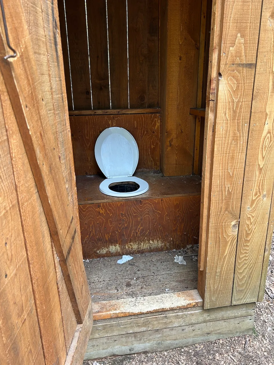 Dry toilet near the Amigo rest stop