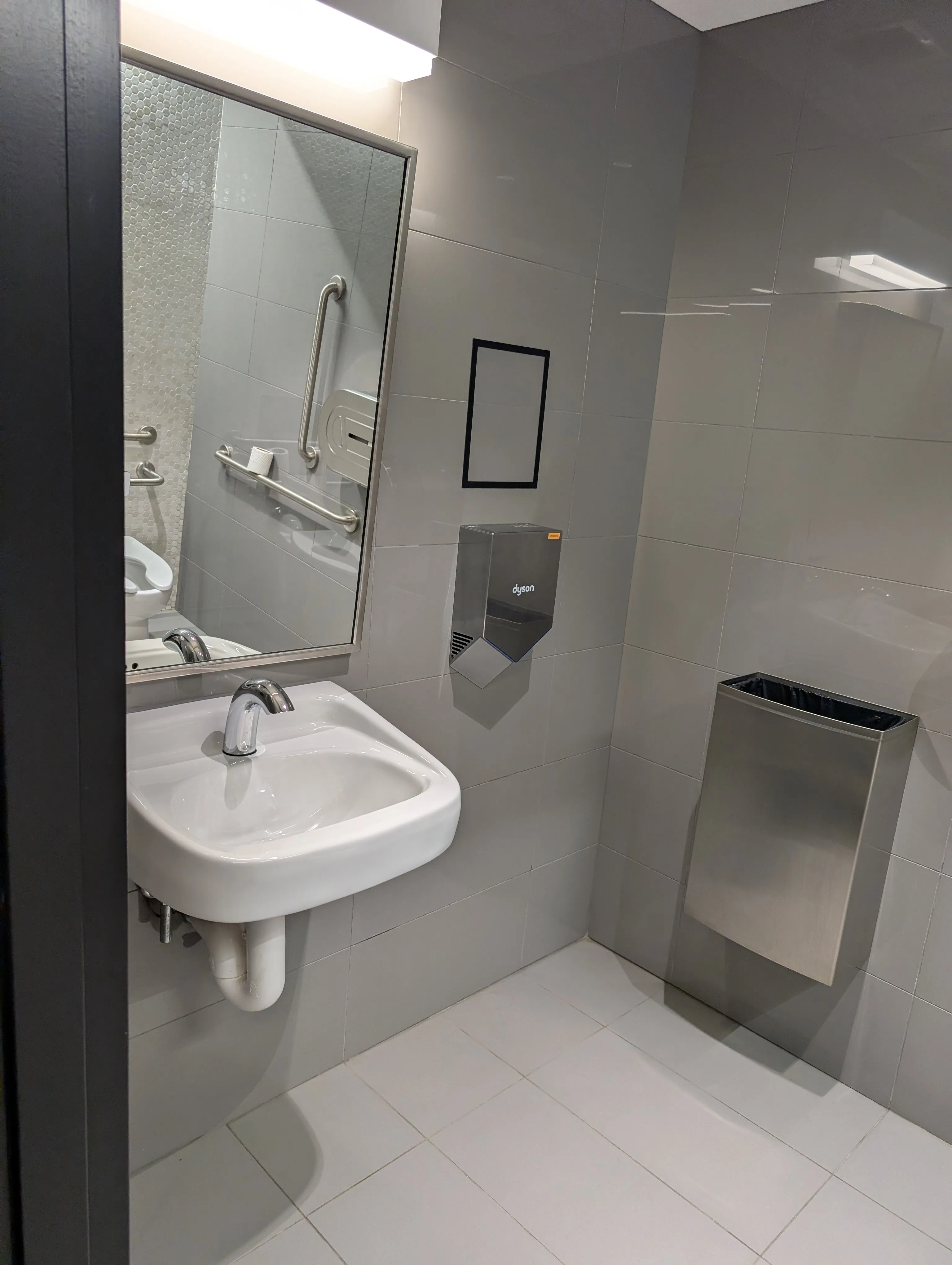 Universal restroom on the lower floor - sink