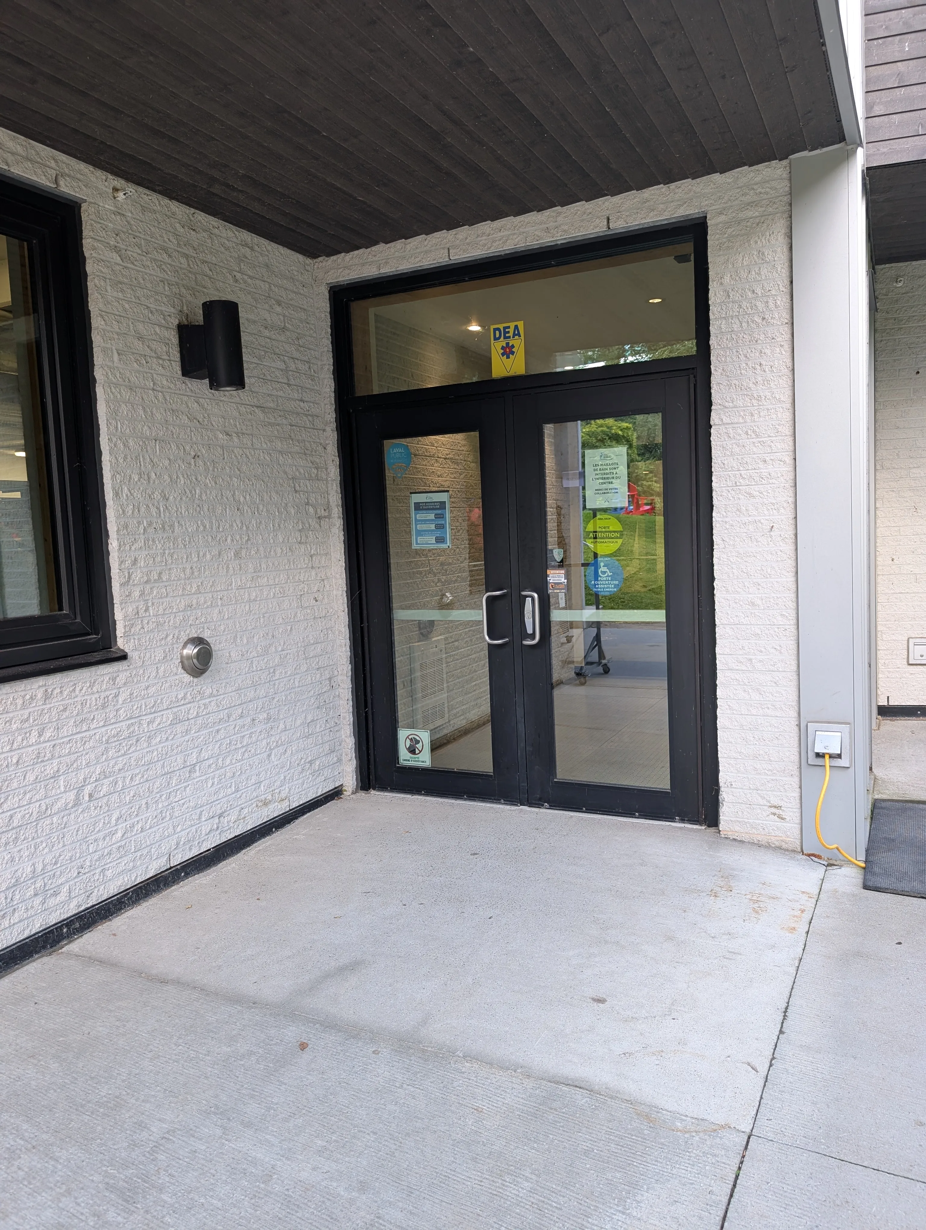 Secondary entrance door