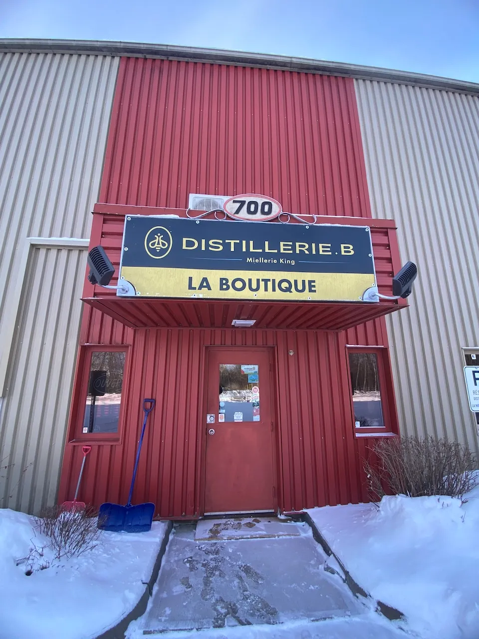 King Honey Farm - distillery & meadery