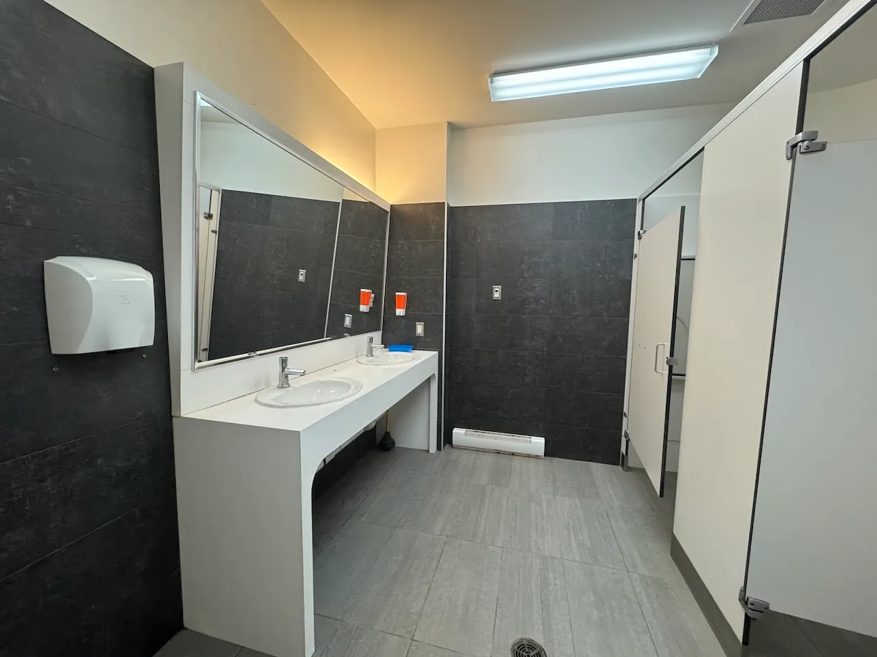 Salle de toilettes