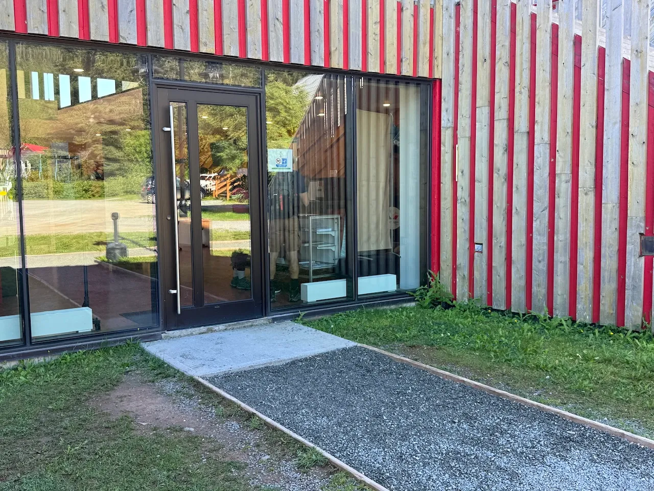 Entrée - À l'arrière