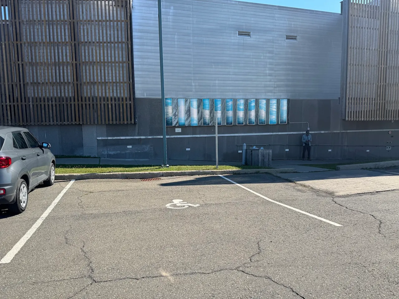 Espace de stationnement réservé