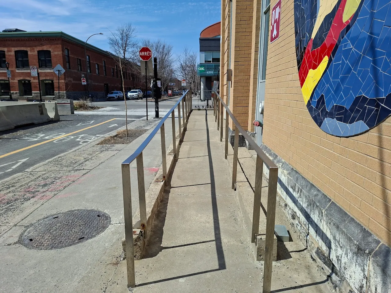 Access ramp - Located on the right