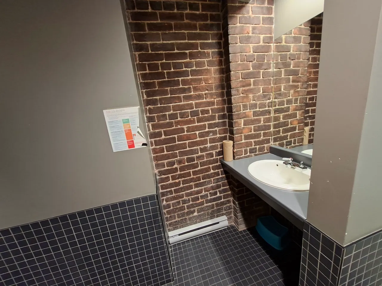 Floor 1 - Washrooms - Men