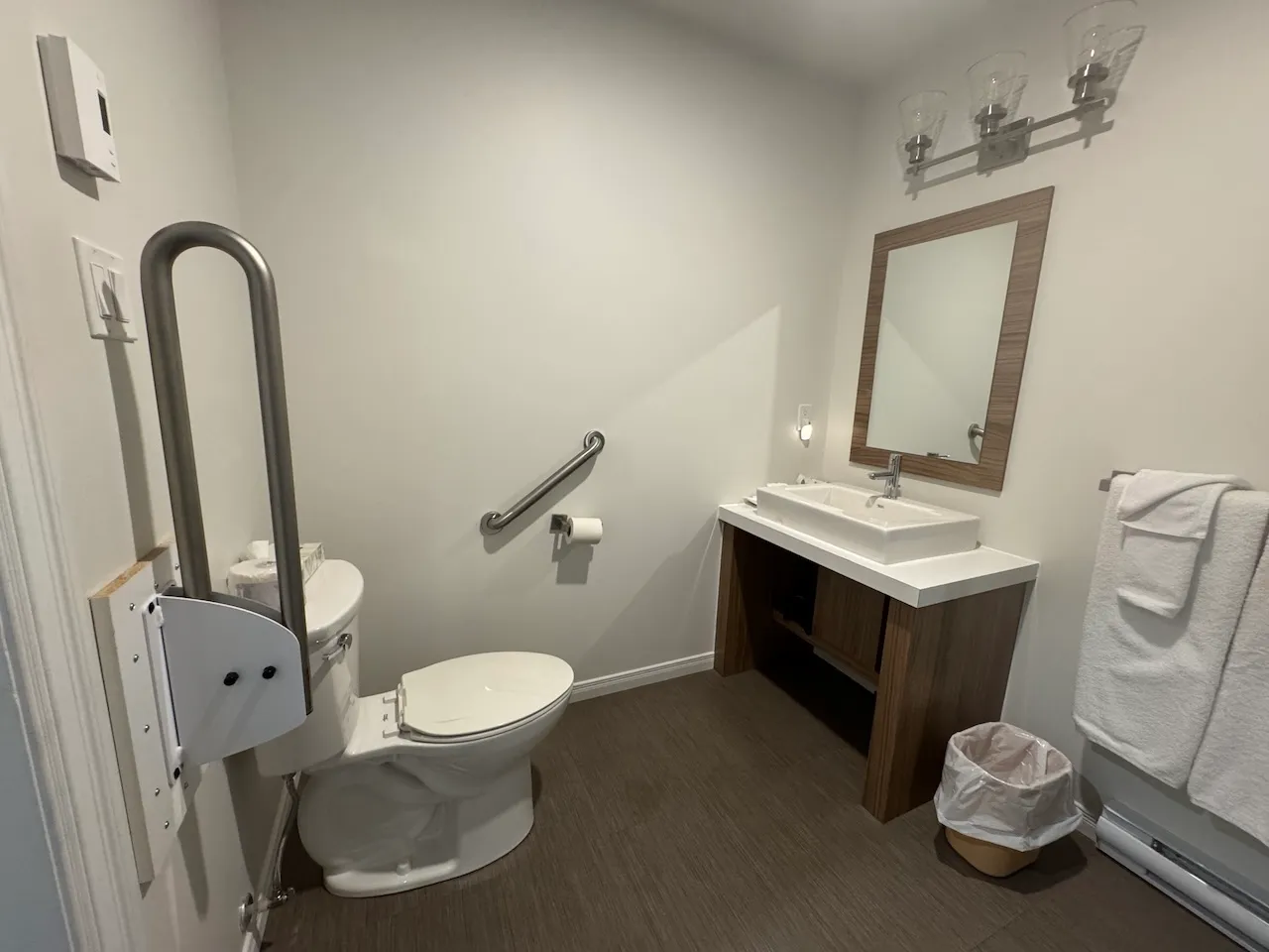 Room 247 - Bathroom