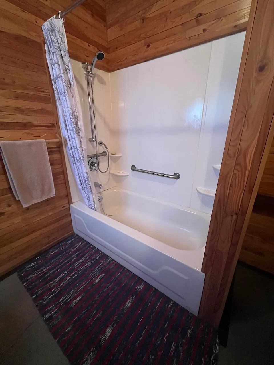 Eco-Cabin - Bathroom