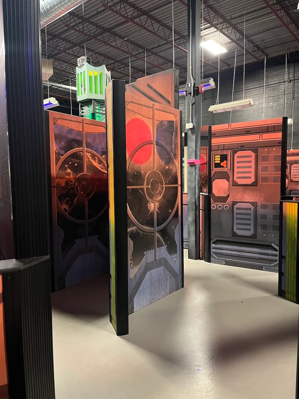 Parcours Laser Tag - lumière ouverte