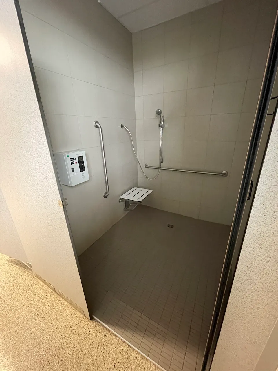 Bloc sanitaire - Douche