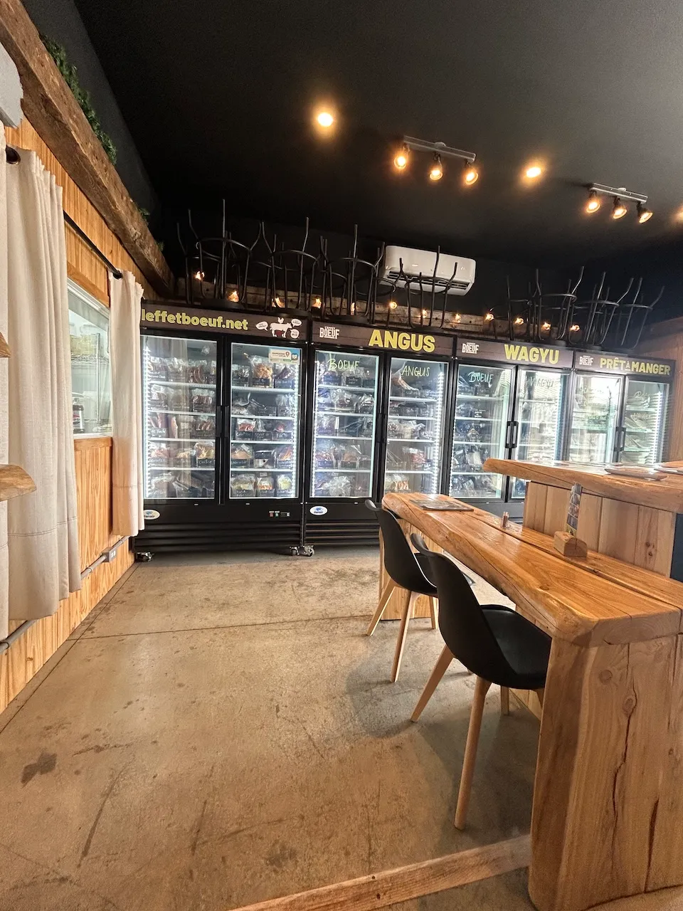 Comptoir abaissé