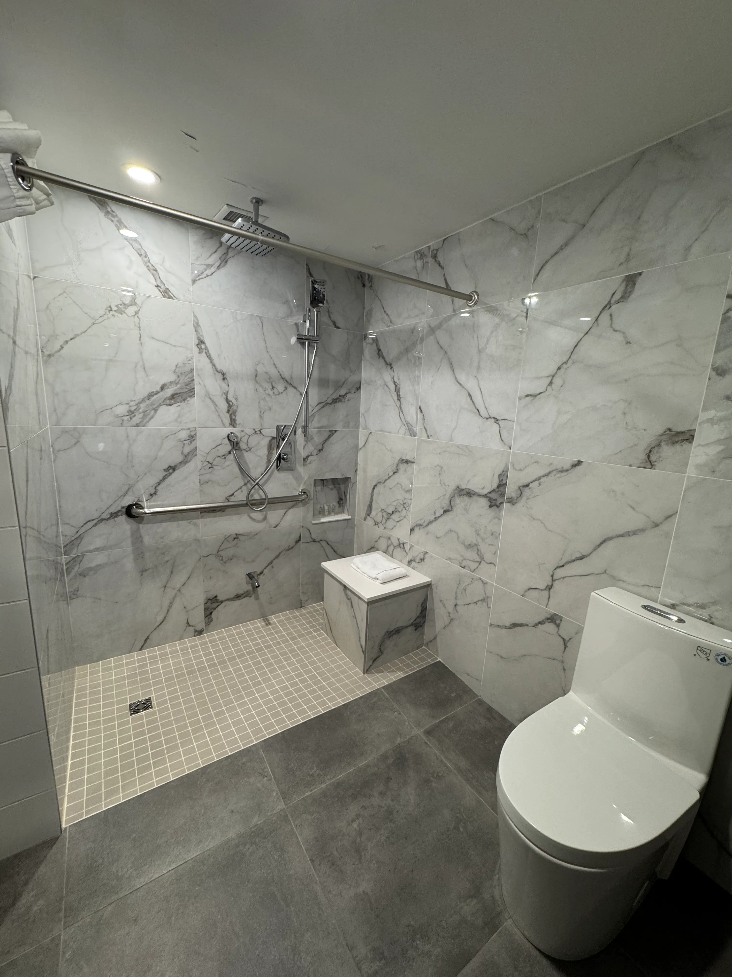 Chambre #125 - Douche