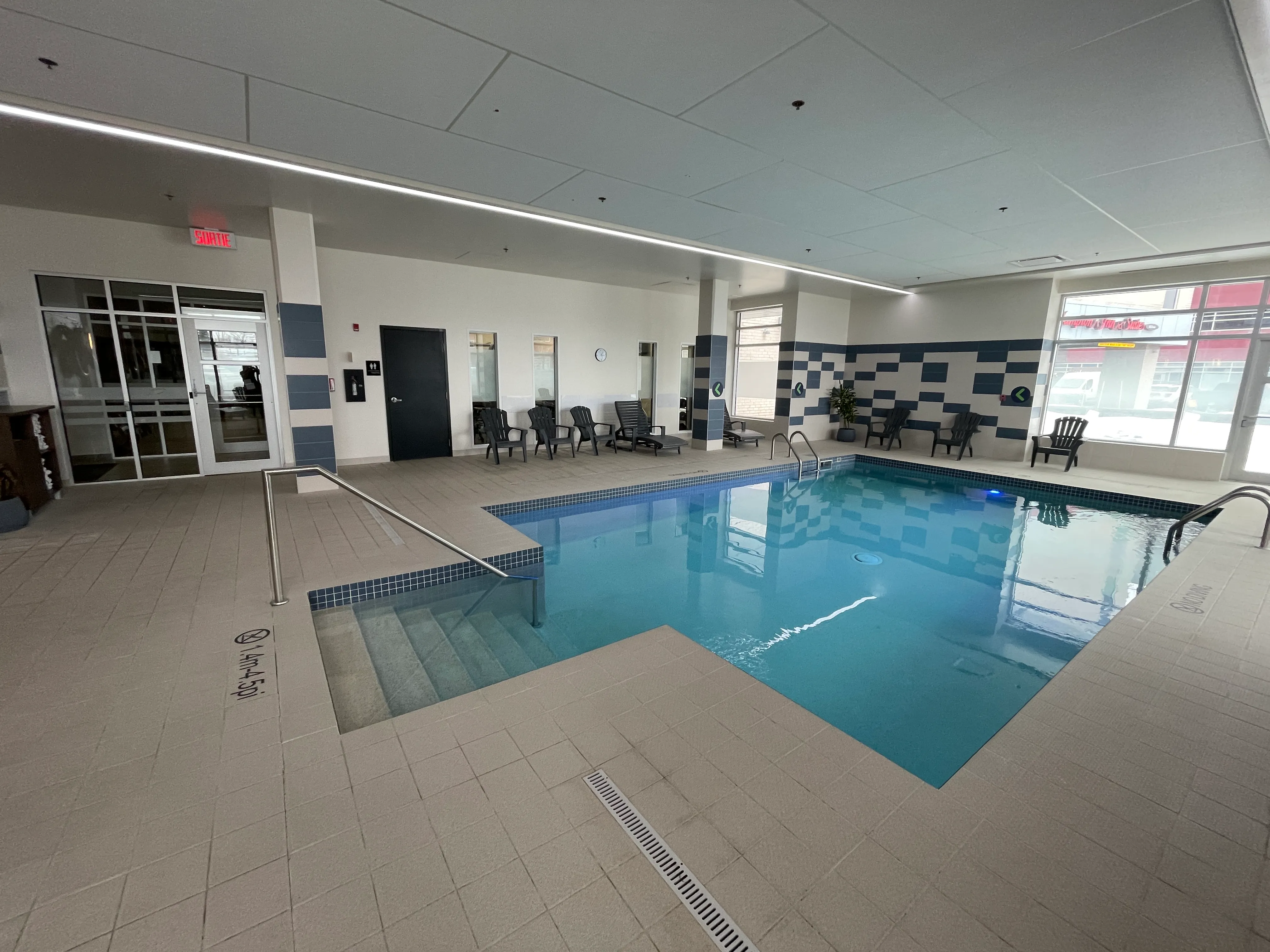 Piscine sans équipement spécialisé