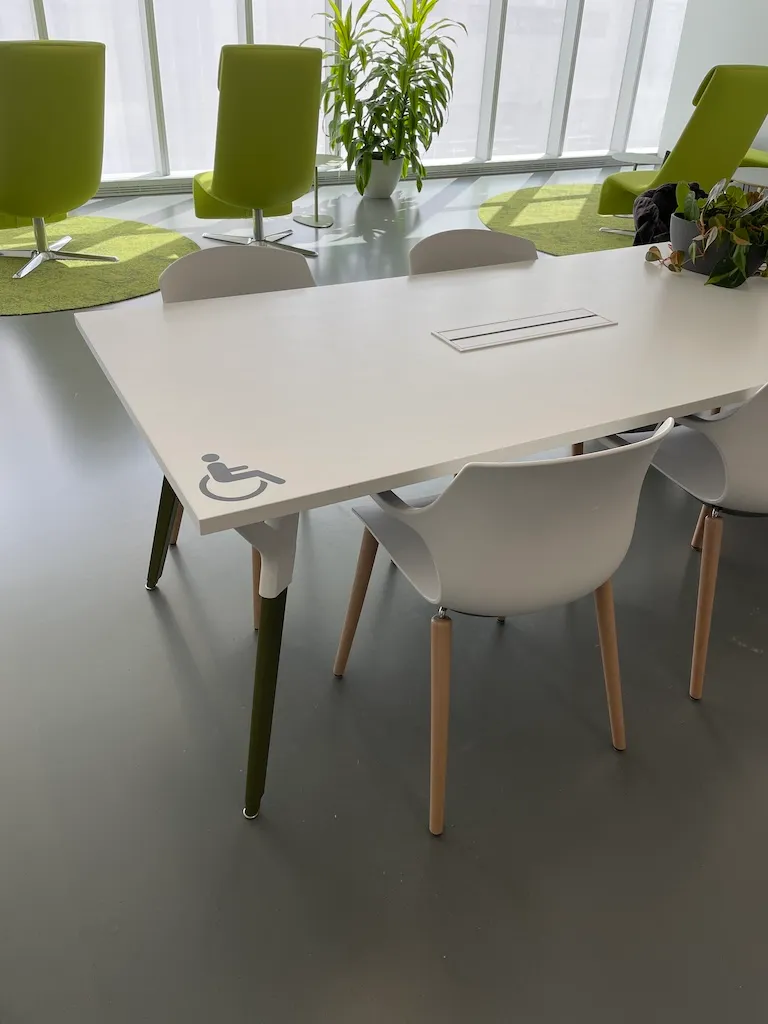 Table abaissée réservée