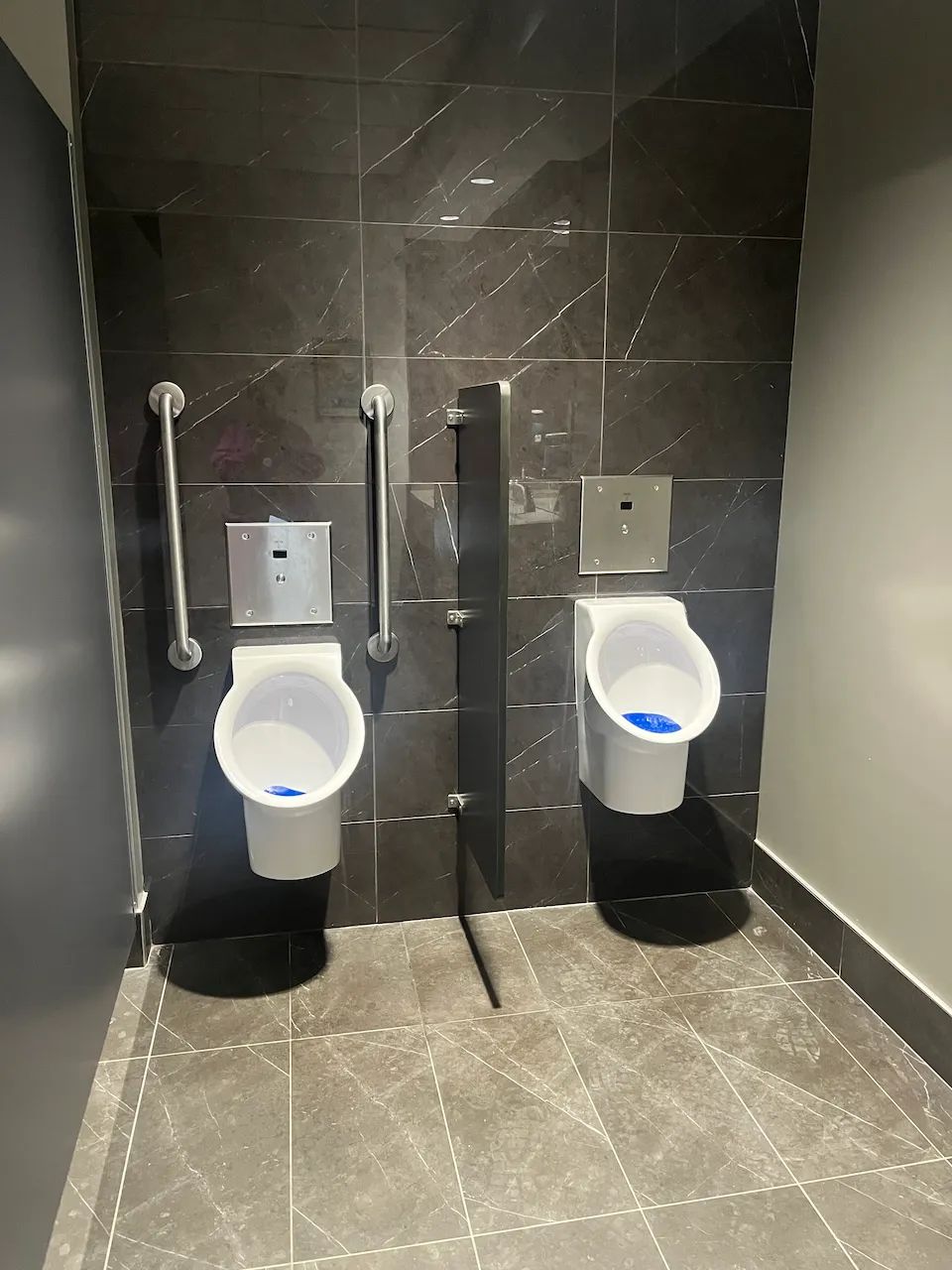 Urinoir - salle de toilette hommes