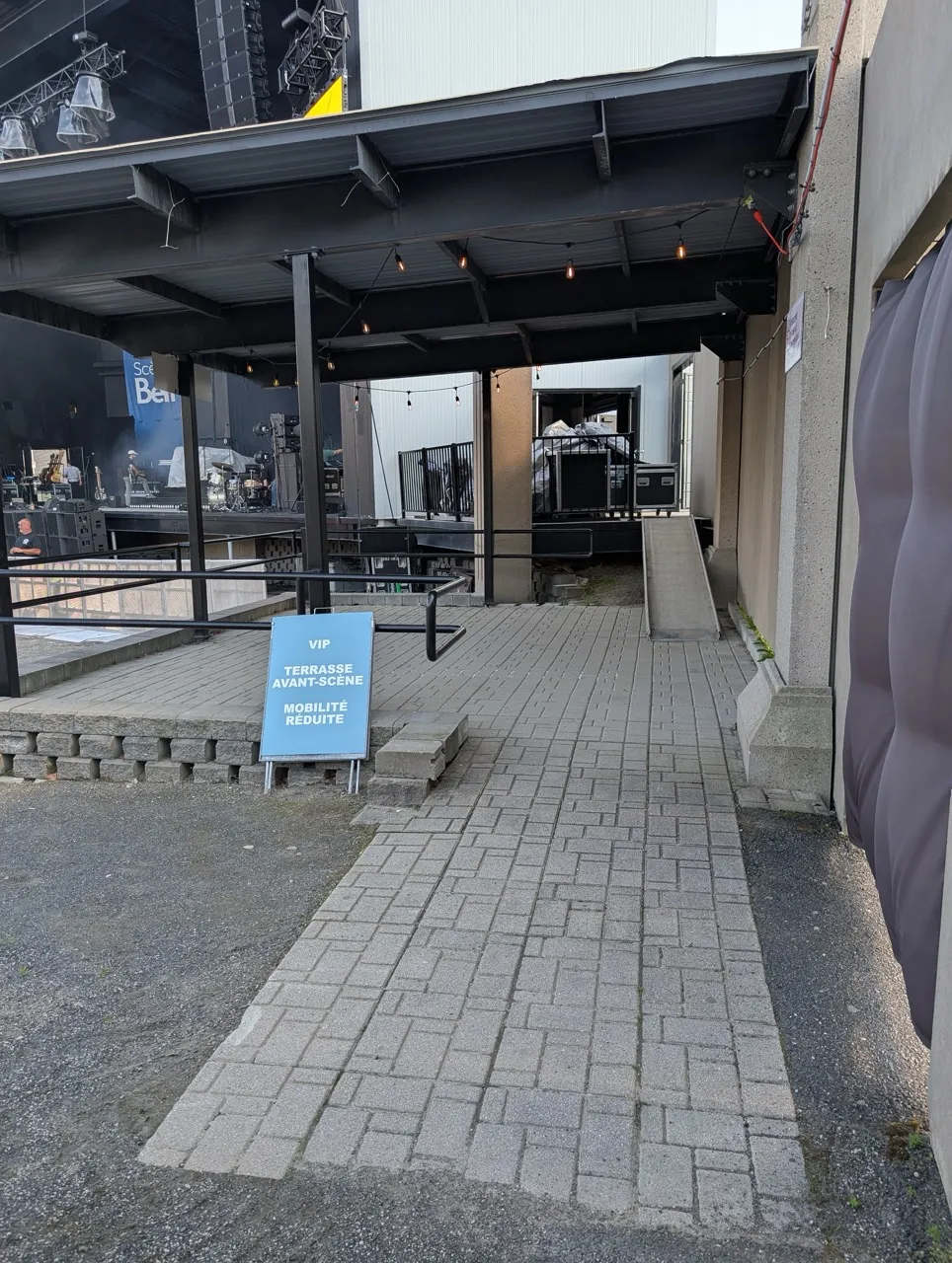 Reserved area on the side of the stage