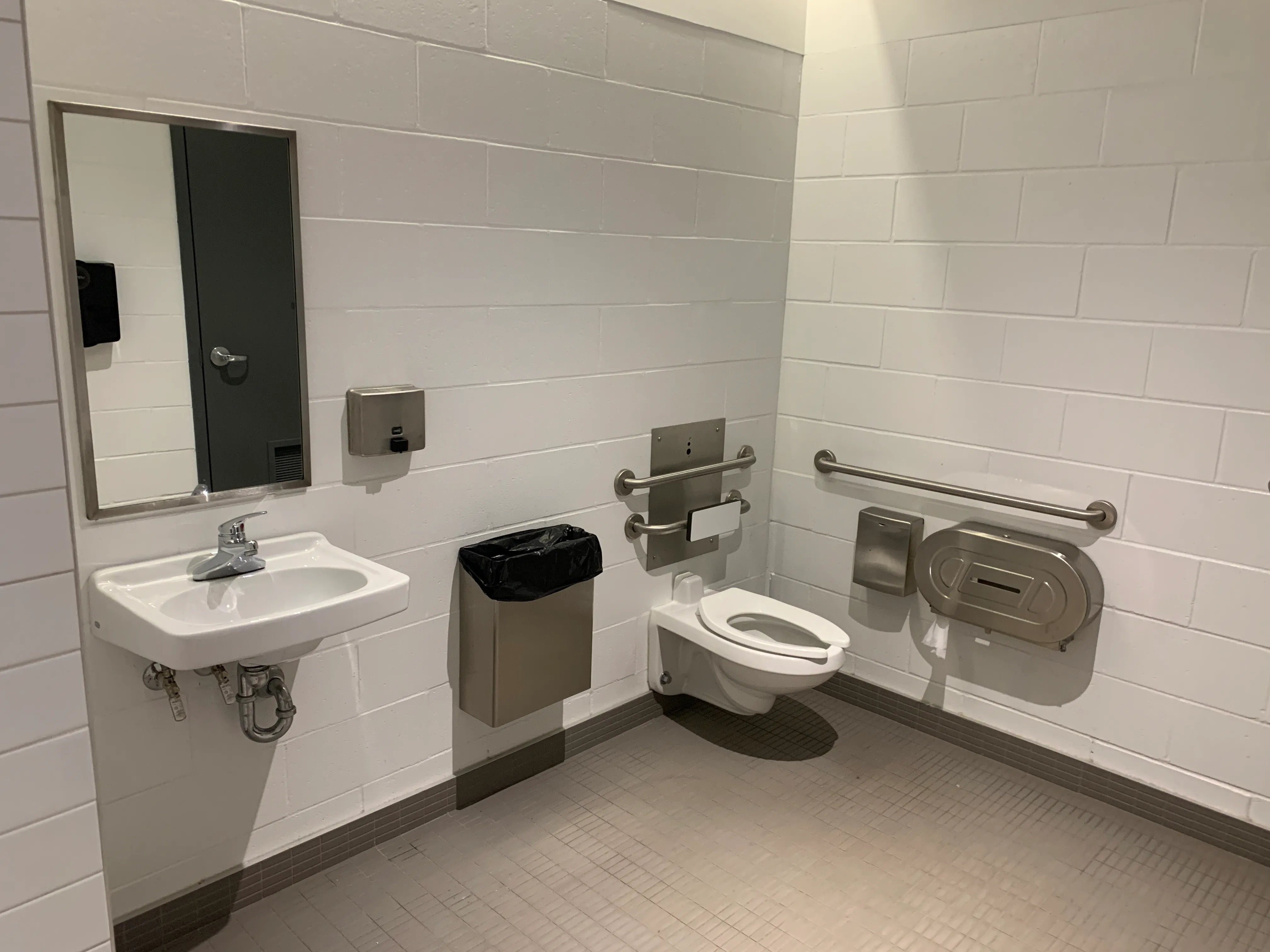 Salle de toilette - Vestiaire familial