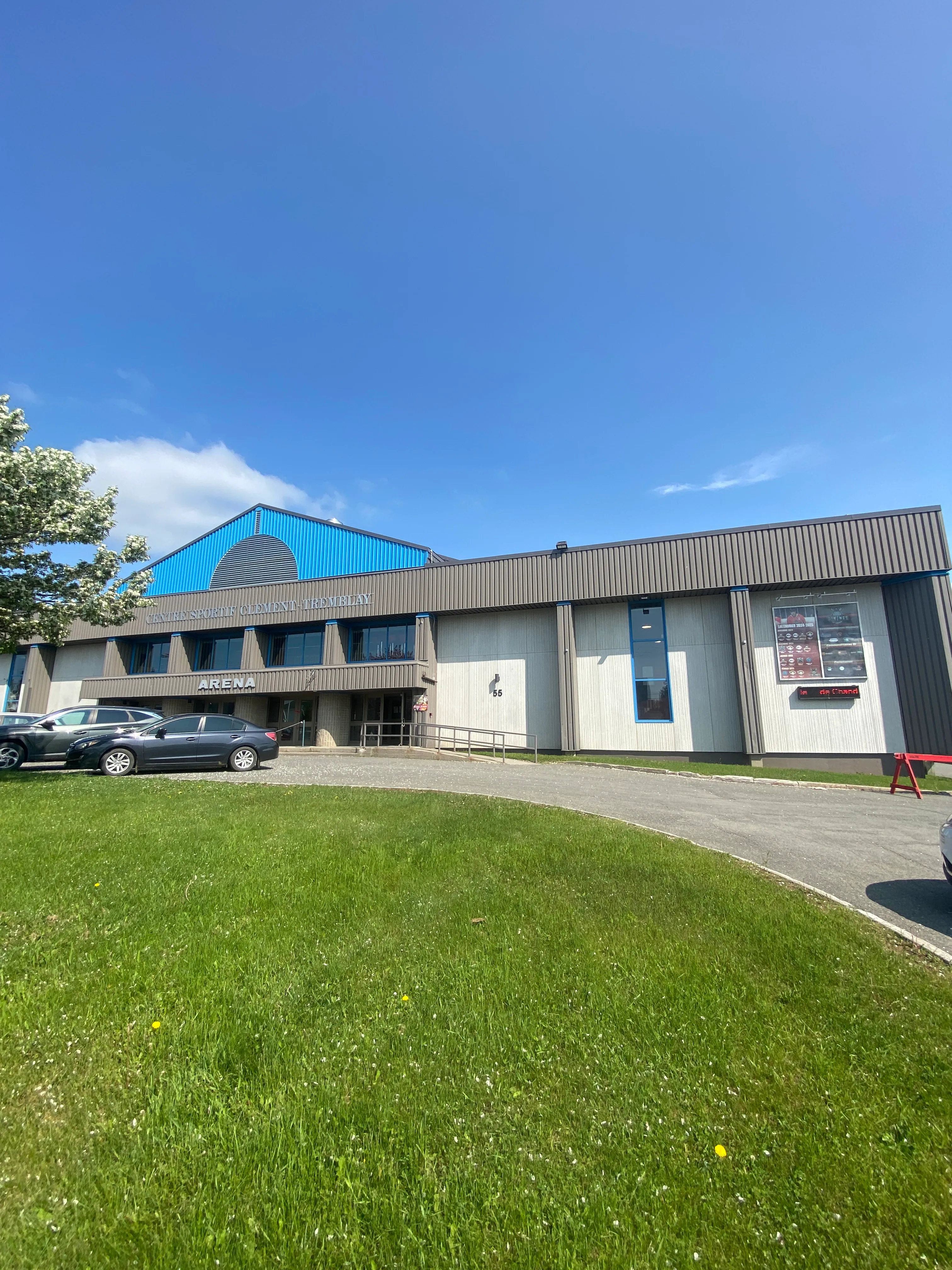 Devanture de l'établissement