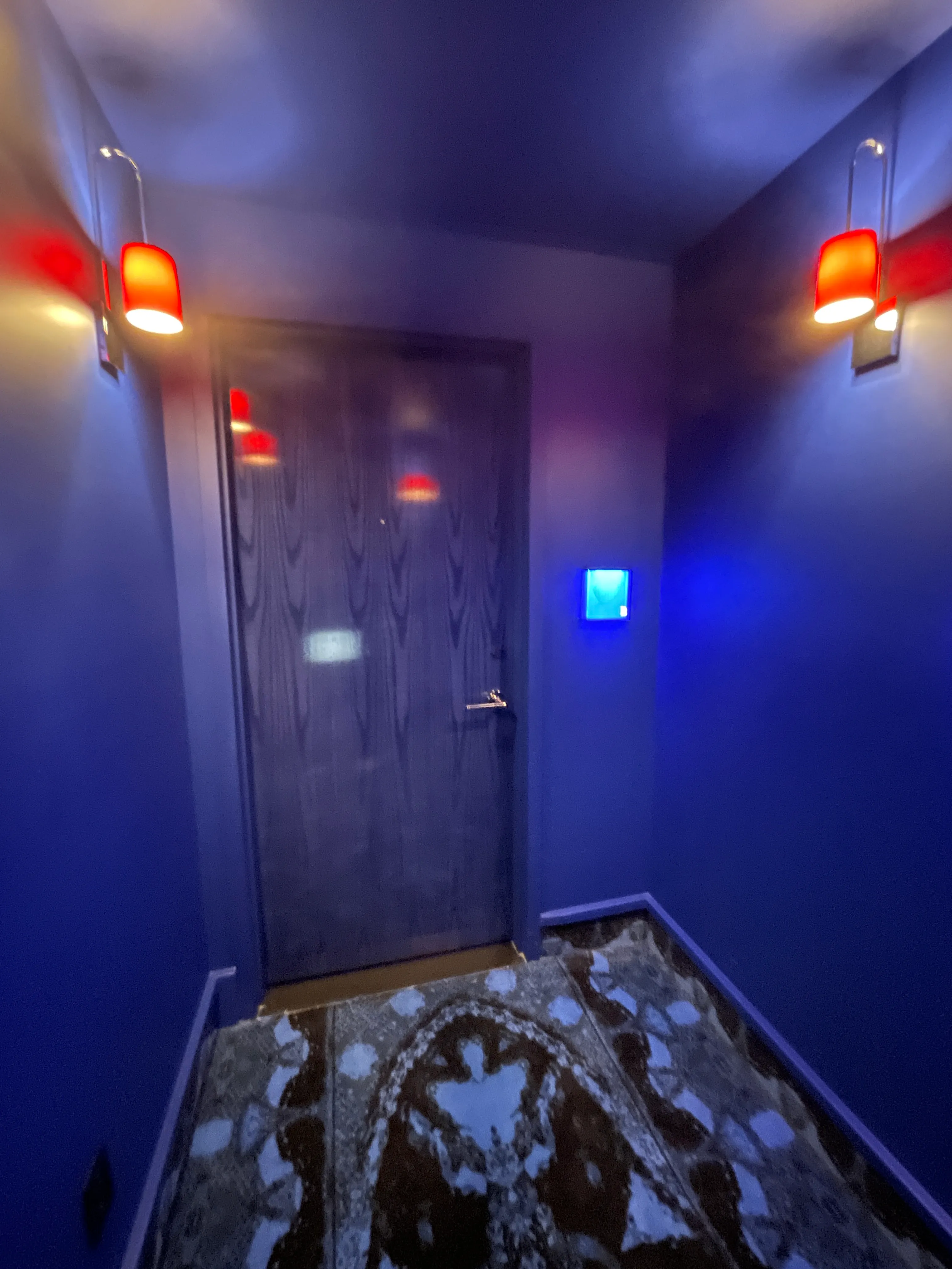 Chambre classique sans vue - Porte de l'extérieur