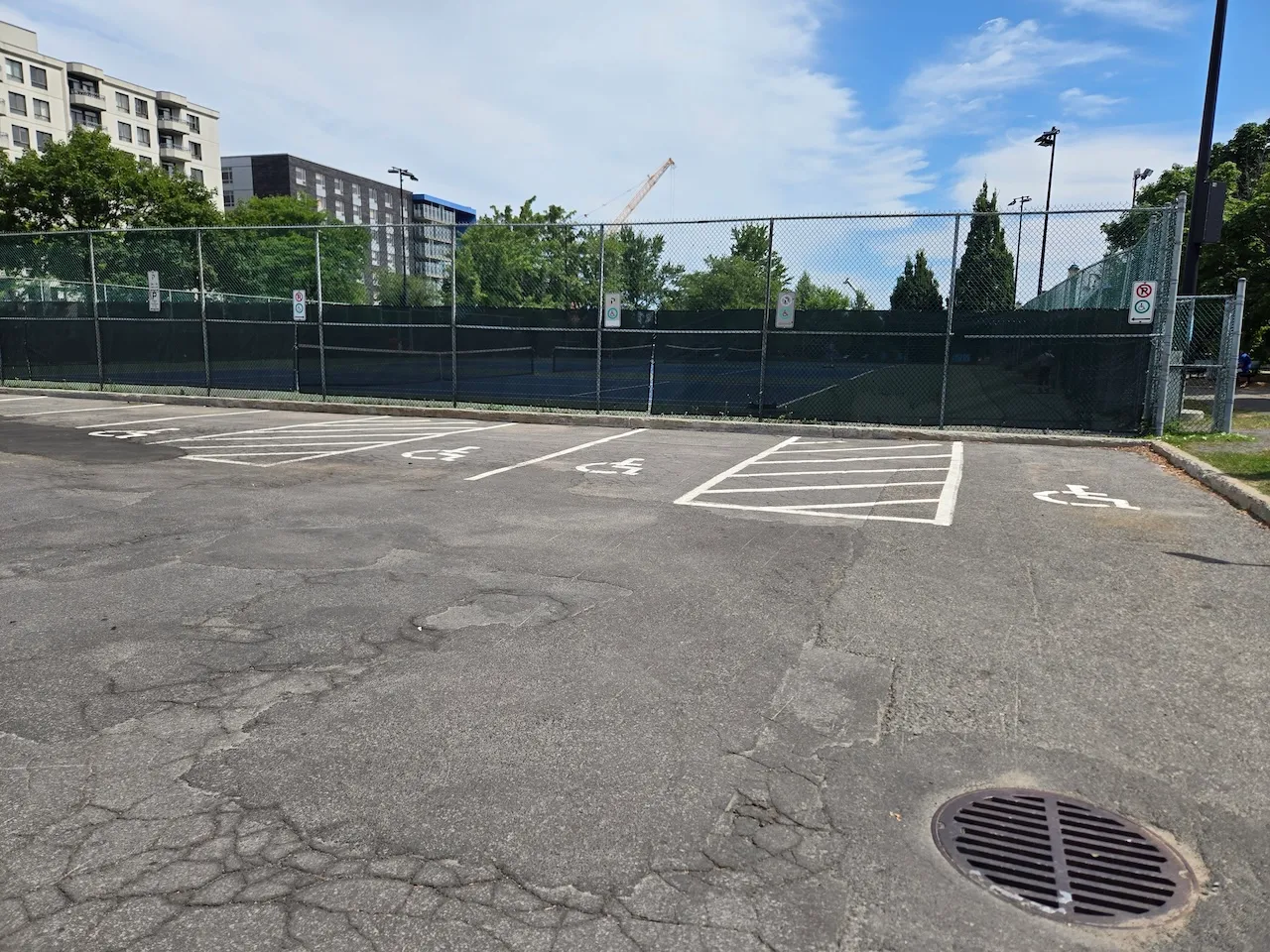 Stationnement du parc Ladauversière