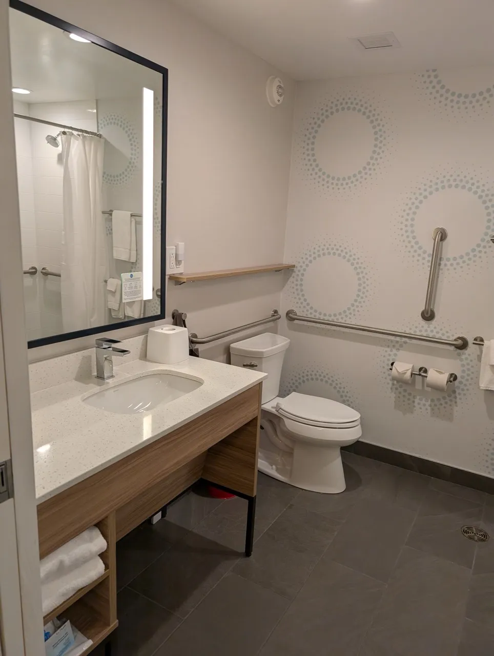 Salle de bain de la chambre 602