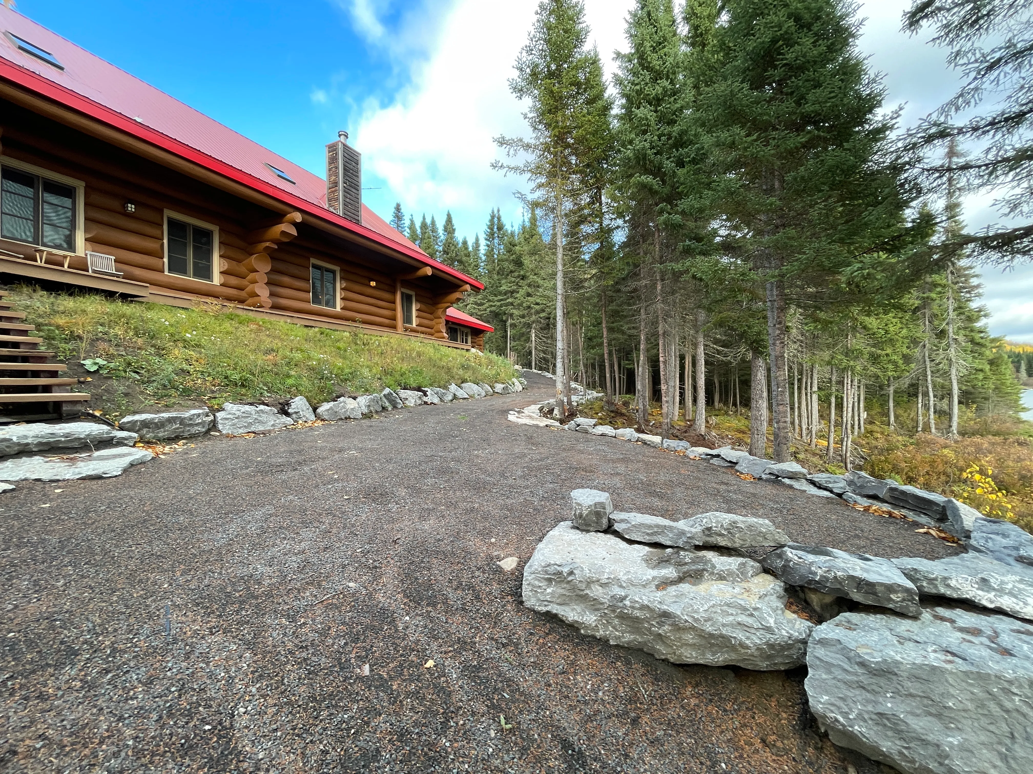 Access to the sloped platform