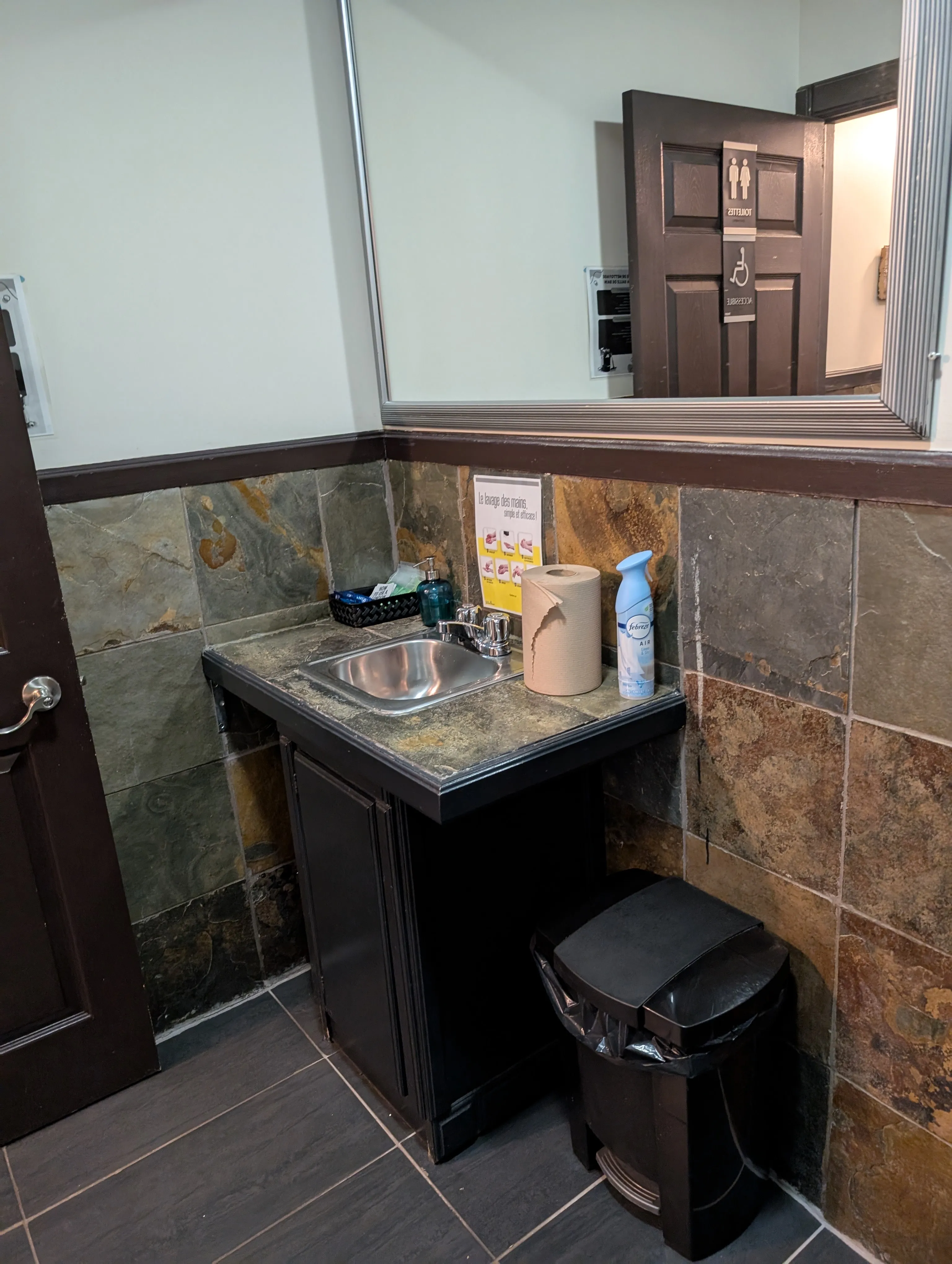 Salle de toilette - lavabo