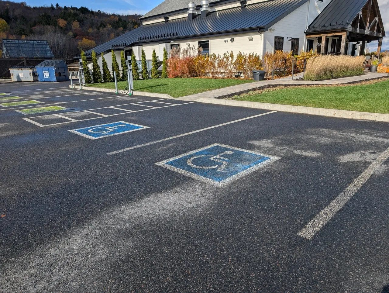 Espaces de stationnement réservés