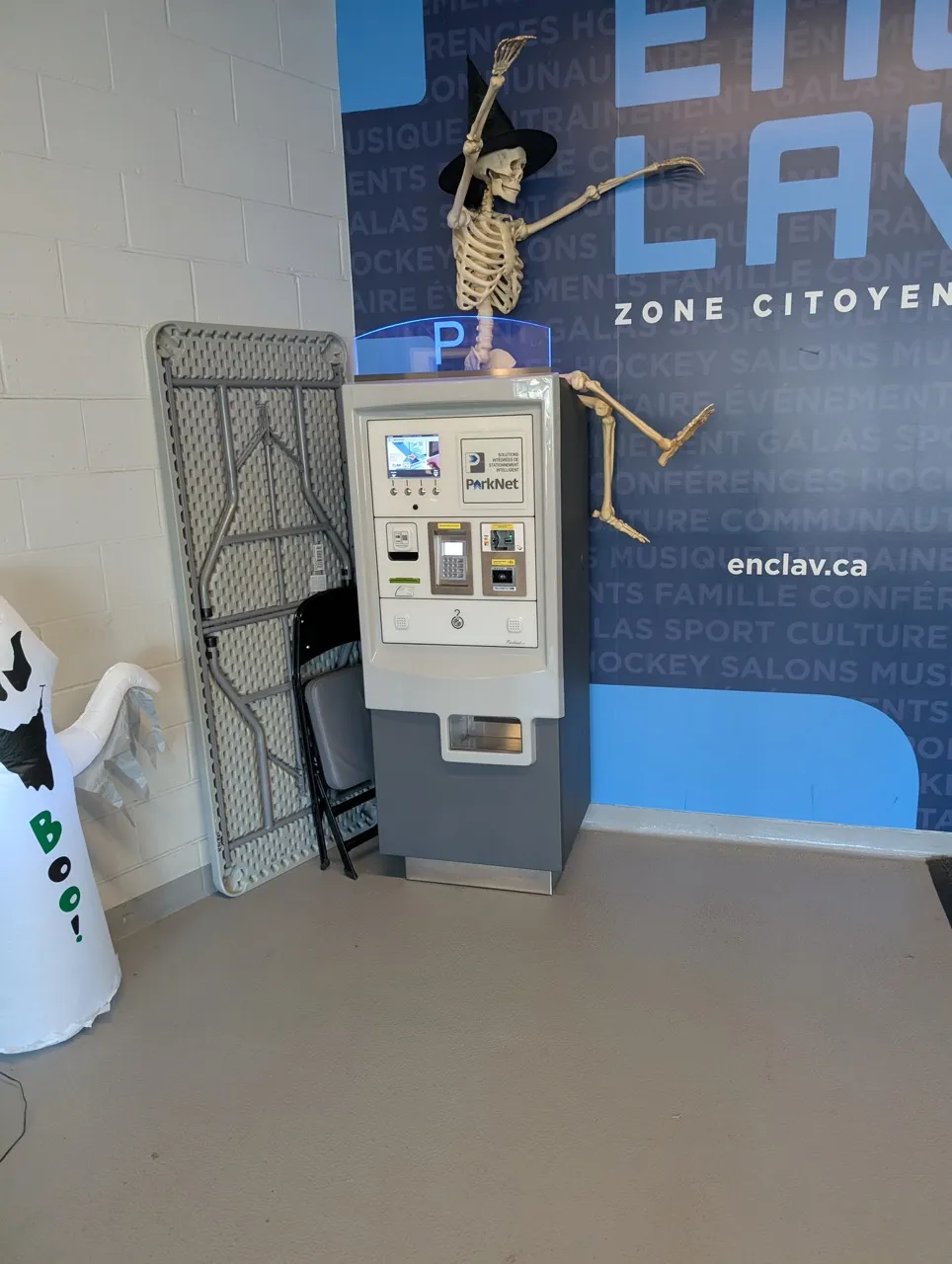 Parking payment terminal