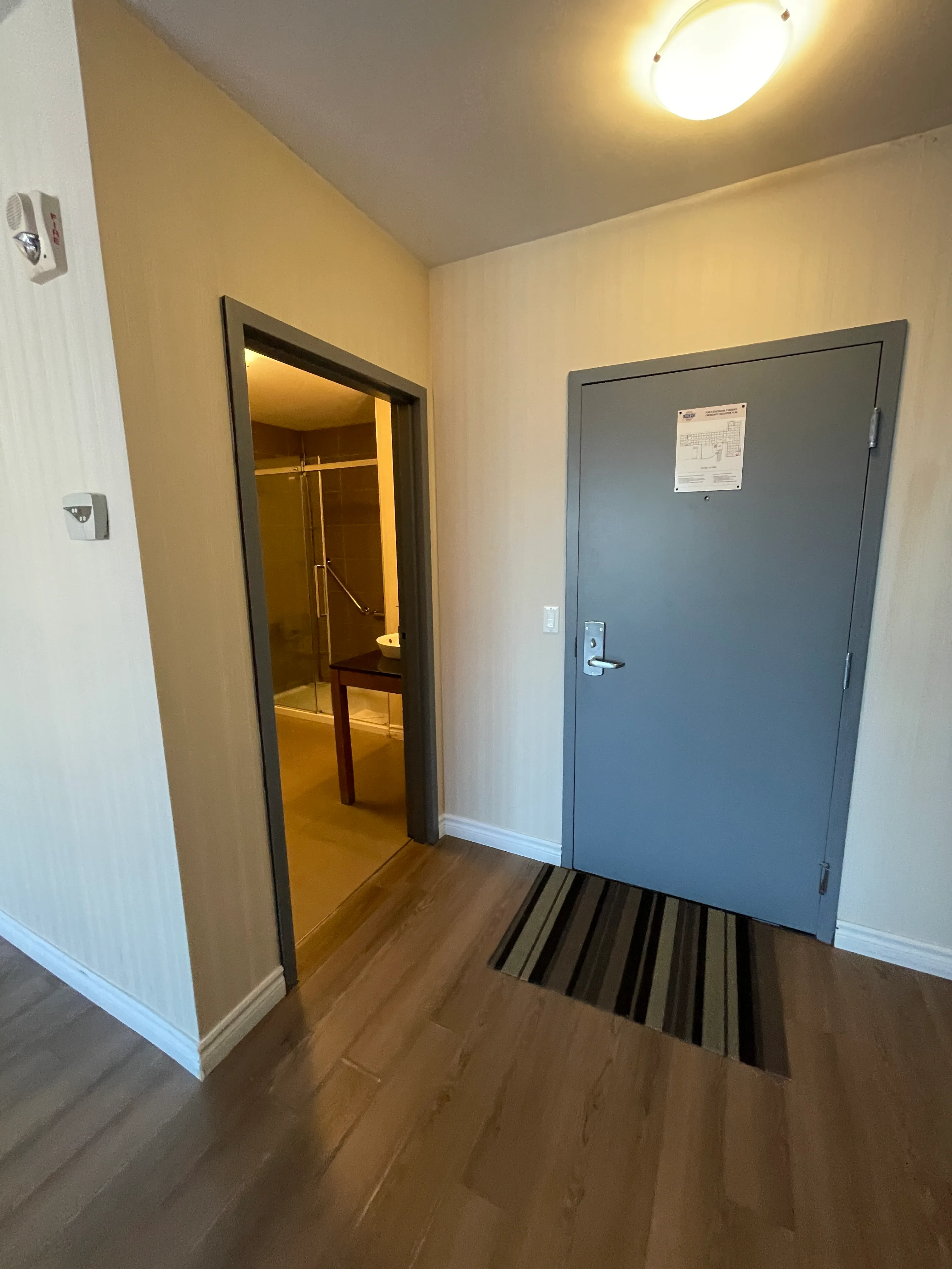 Chambre#400 - Entrée