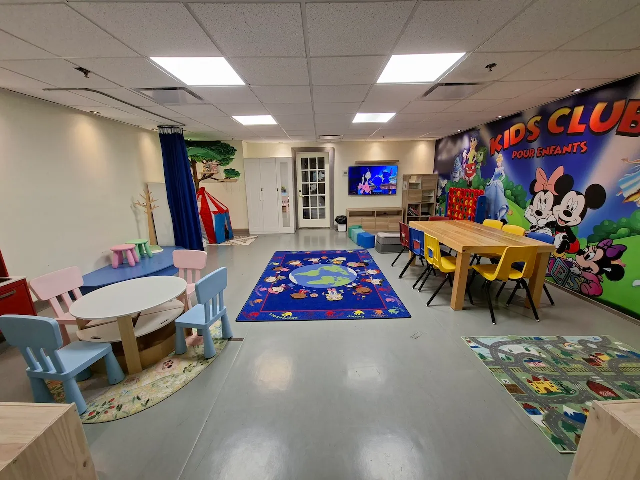 Services et activités - Salle de jeux pour enfants "Kids club"