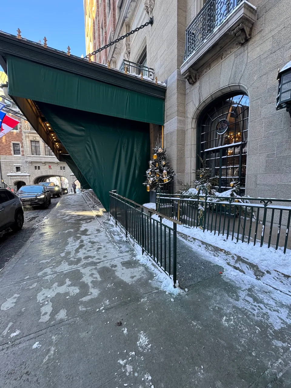 Rampe d'accès pour l'entrée principale