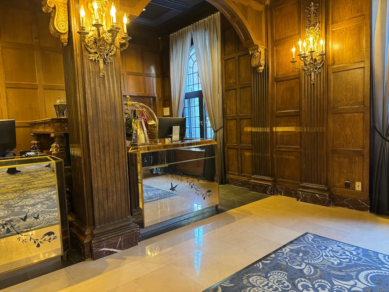 Comptoir de réception