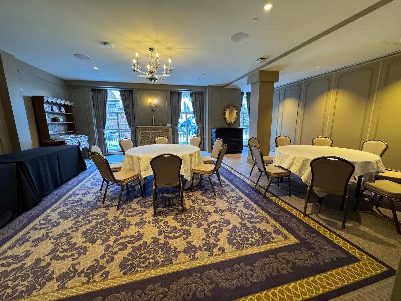 Salle - au 2e étage