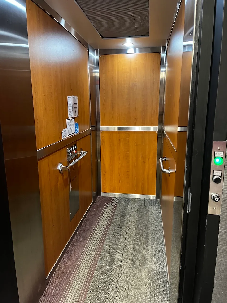 Platform lift