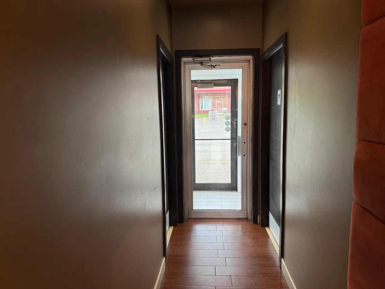 Accès aux salles de toilettes