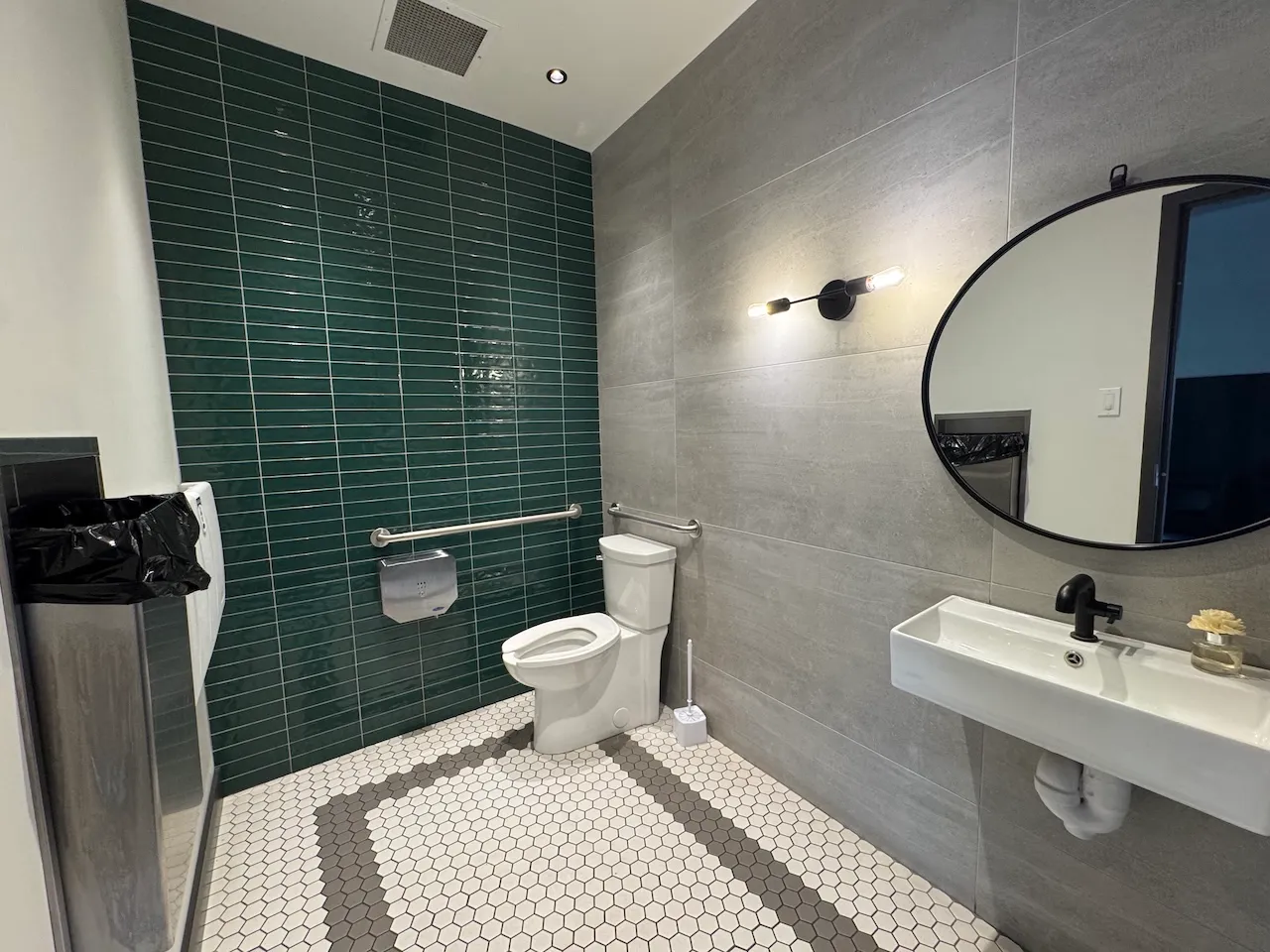 Salle de toilette universelle