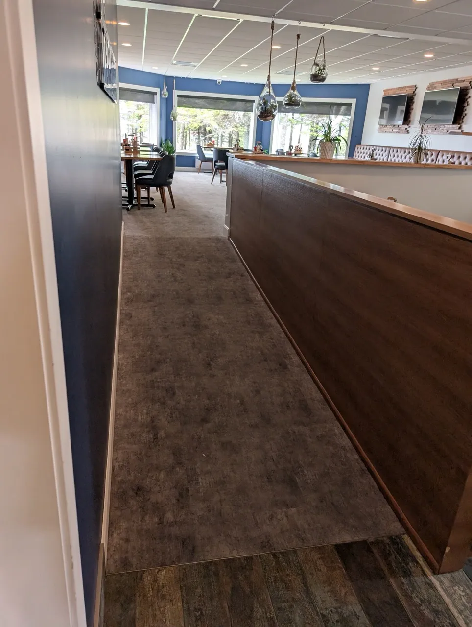 Accès au restaurant par l'intérieur de l'hôtel