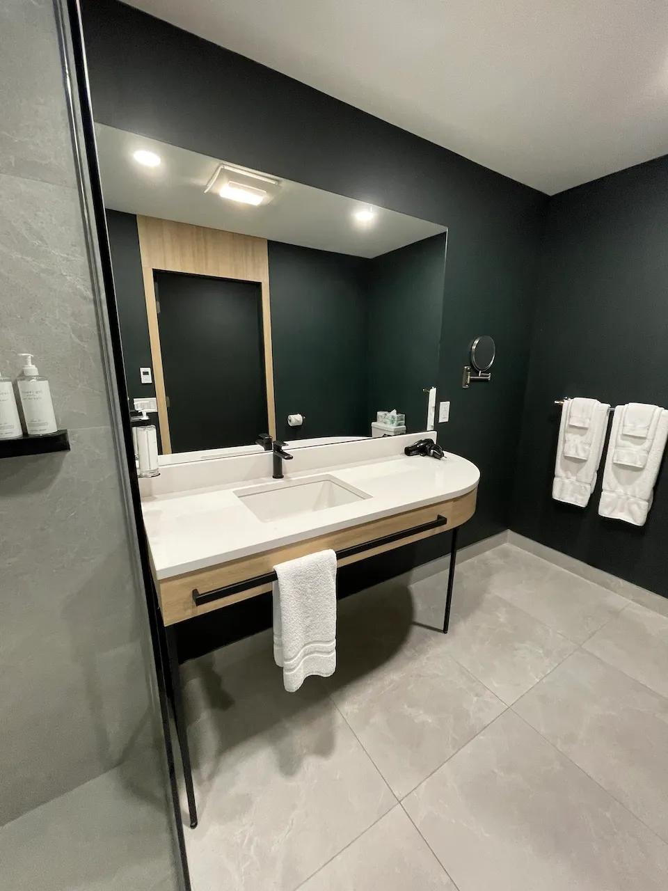Chambres #339 et #341 - Lavabo