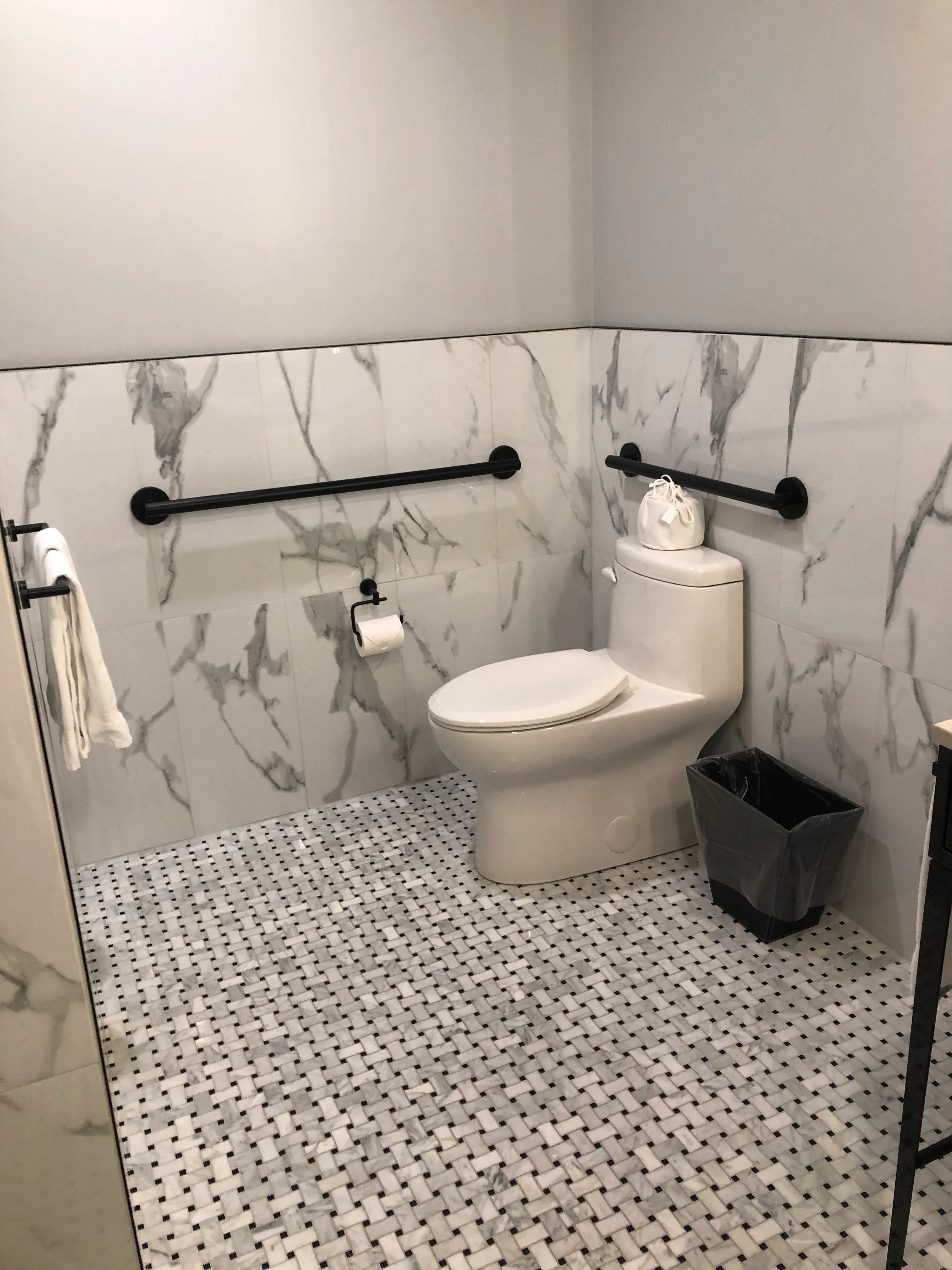 Chambre #210 #310 et #410 - Salle de bain