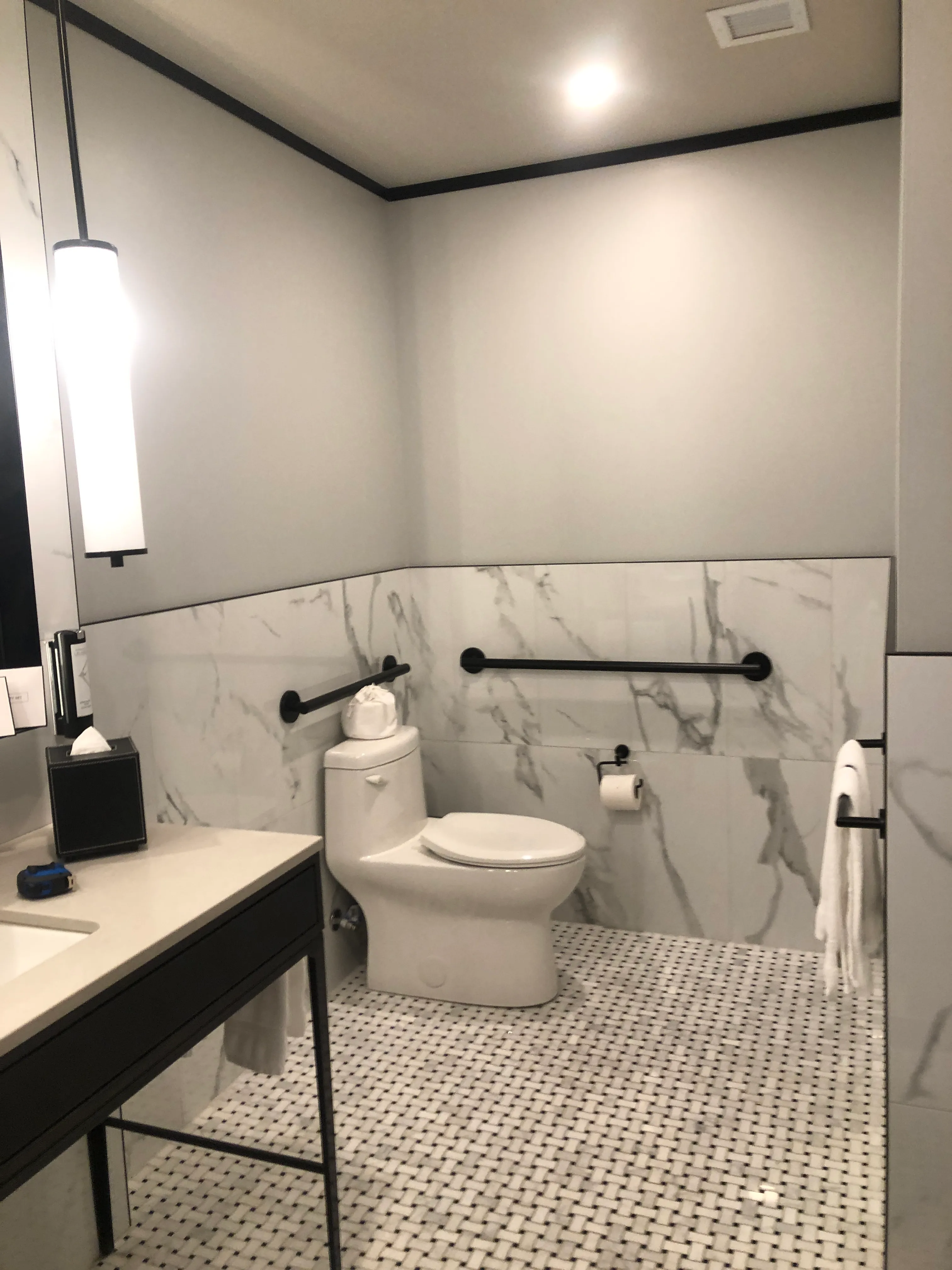 Chambre #708 et #807 - Salle de bain