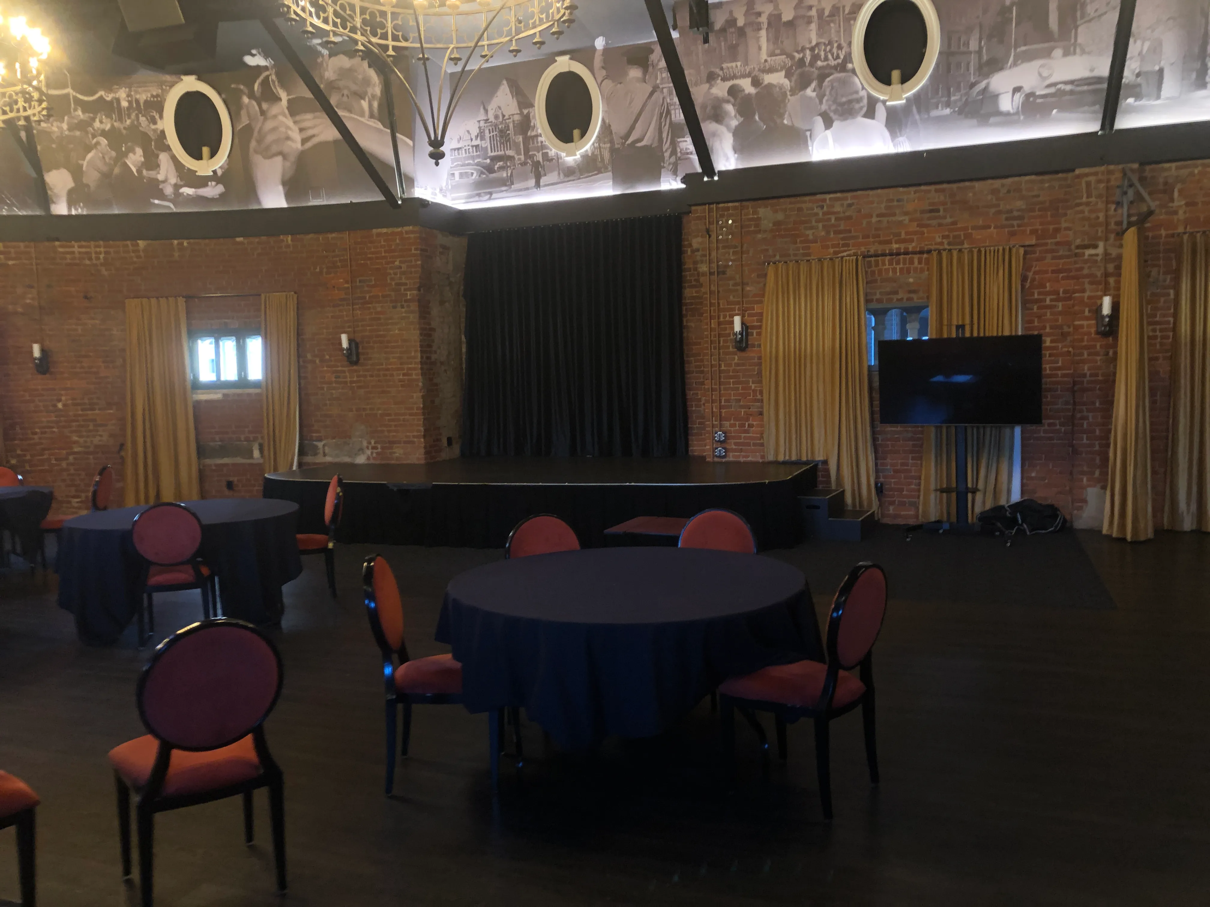 Salle Le Confessionnal