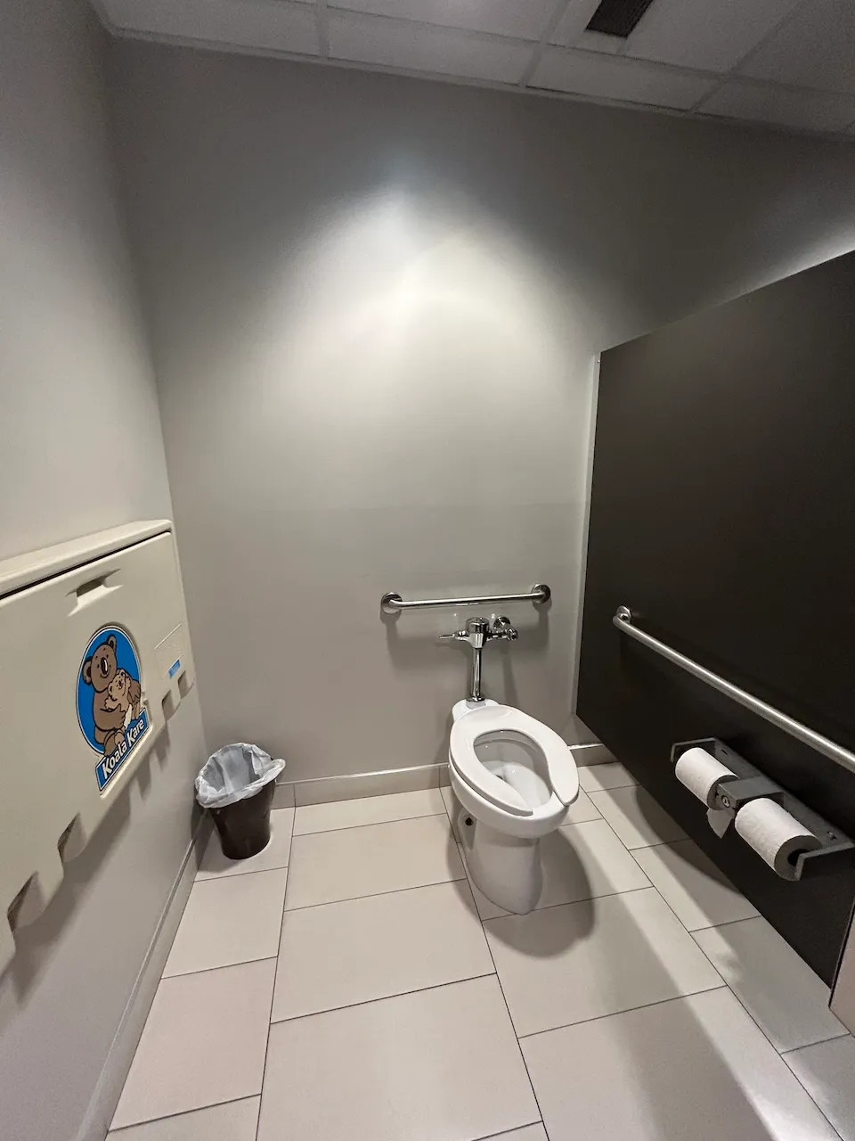 Central hub - restroom