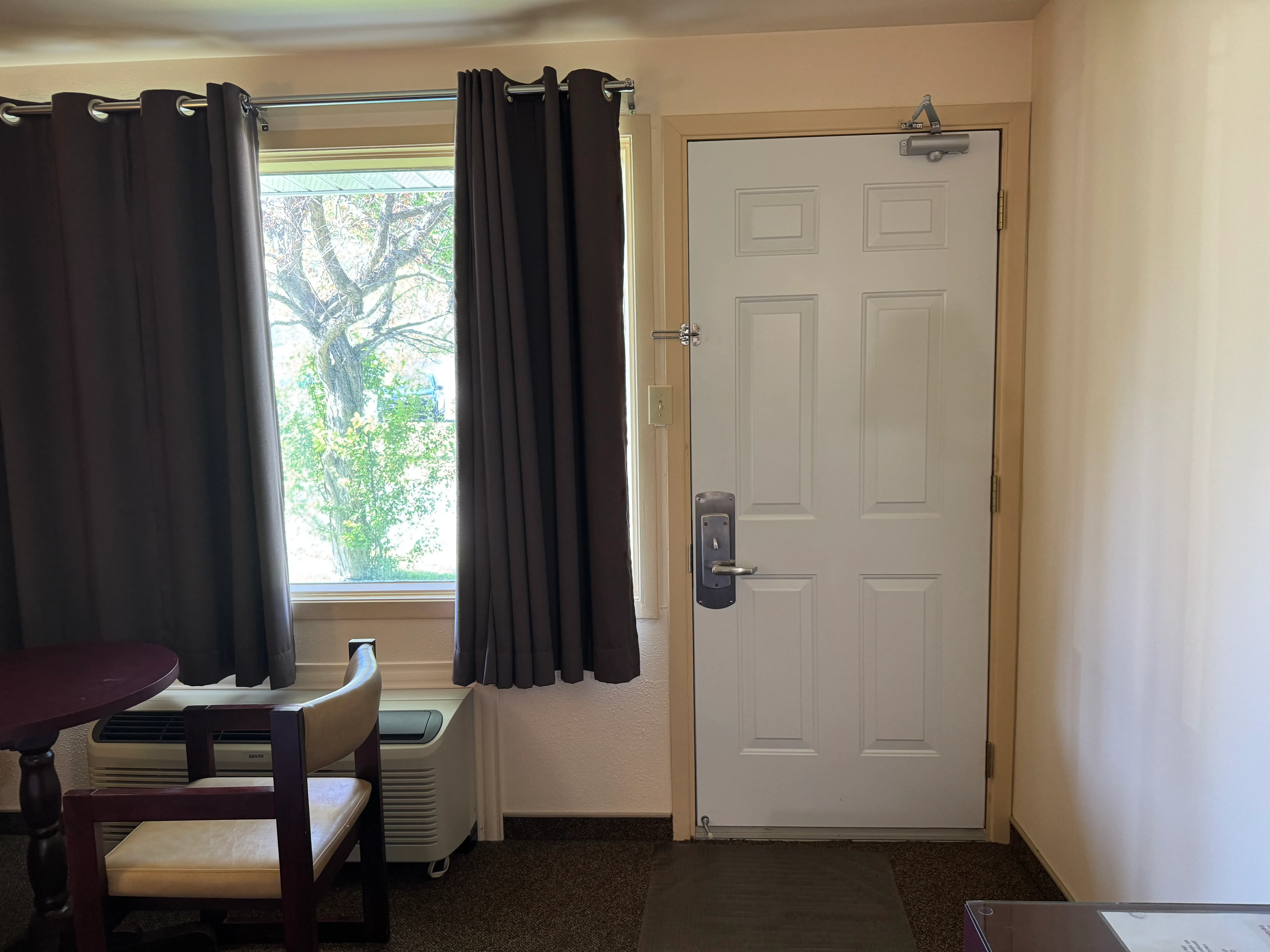 Direct access to the bedroom from outside