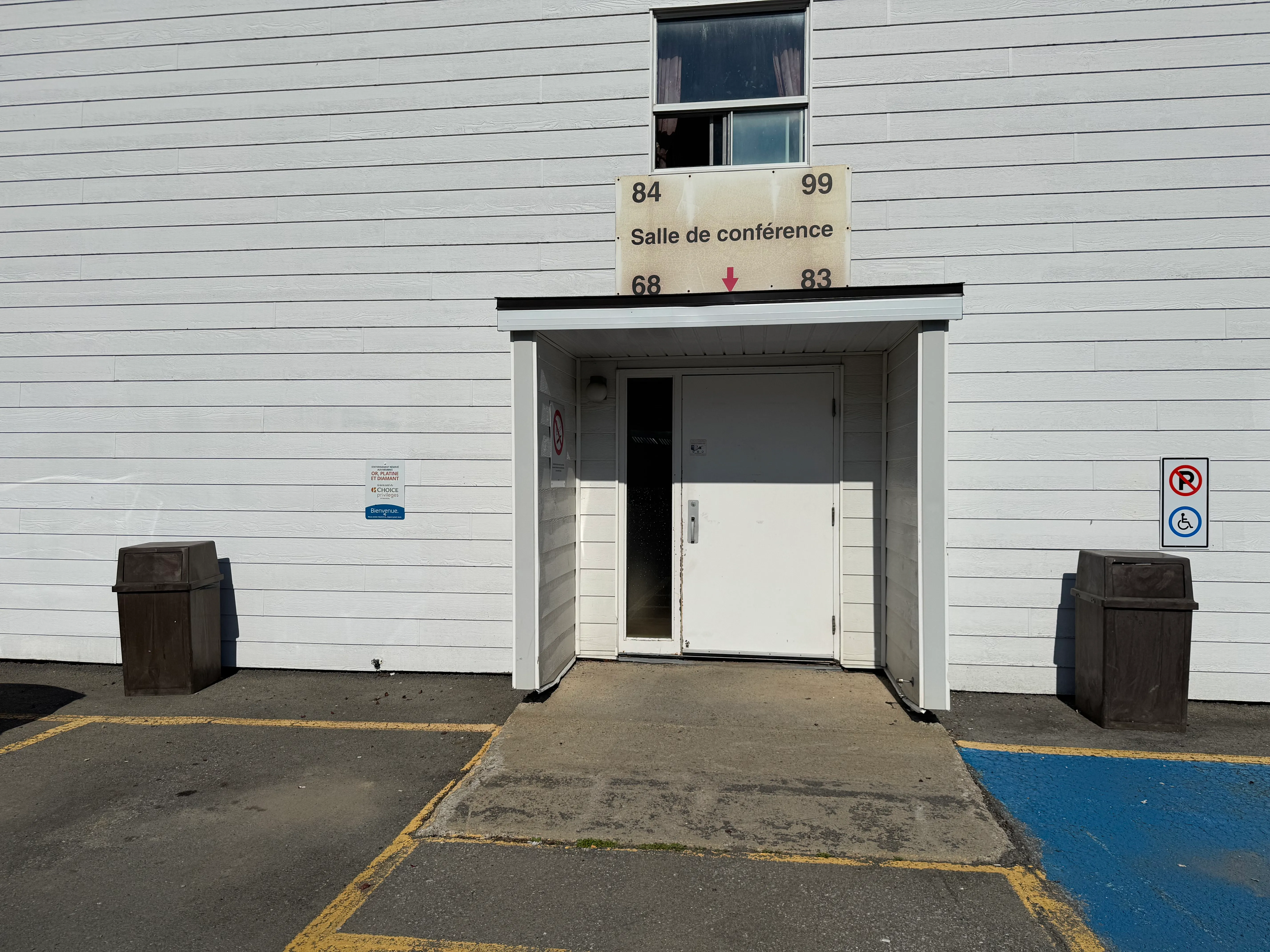 Entrance to the building leading to the rooms