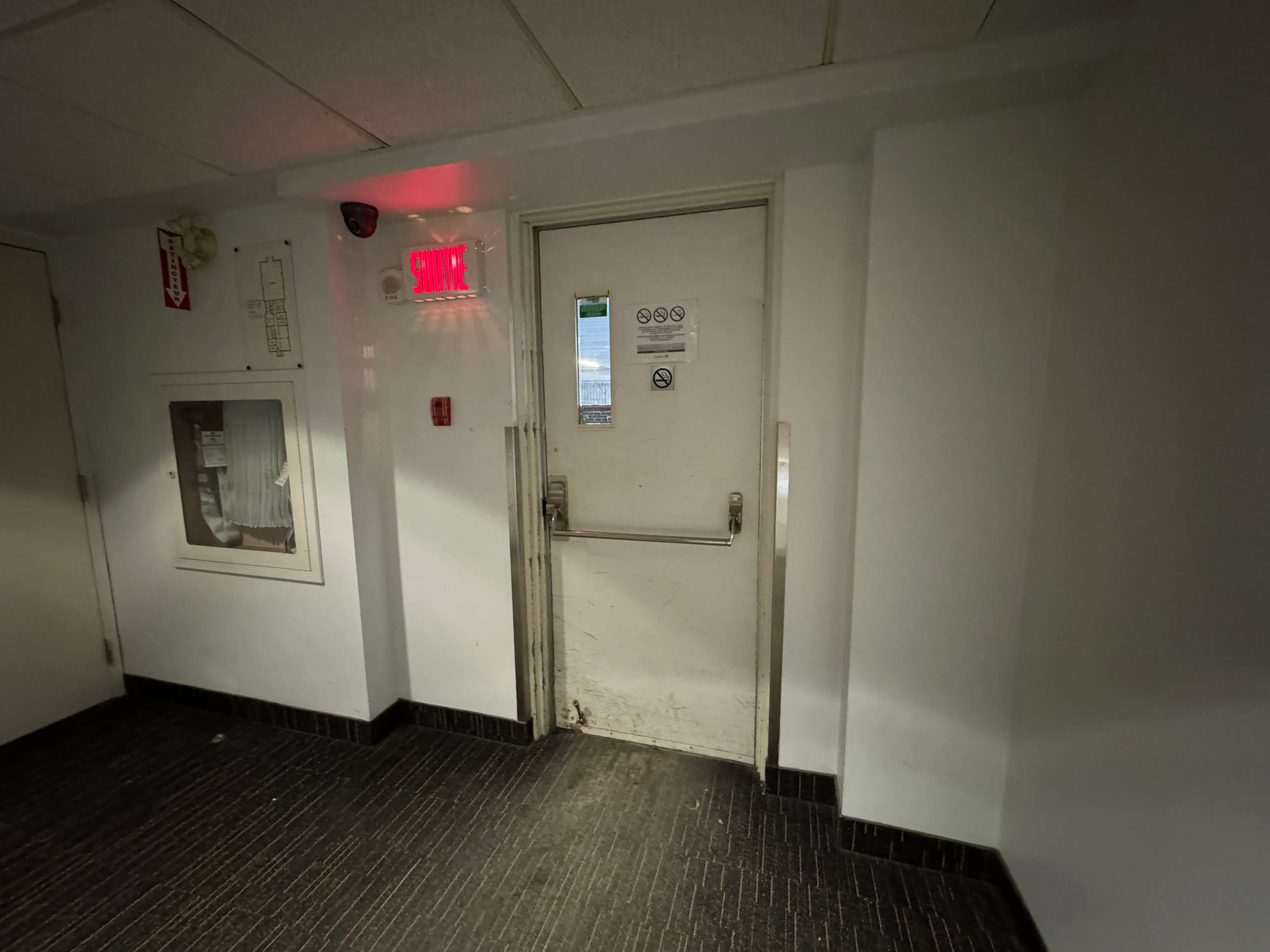 Access to the hotel via the underground parking